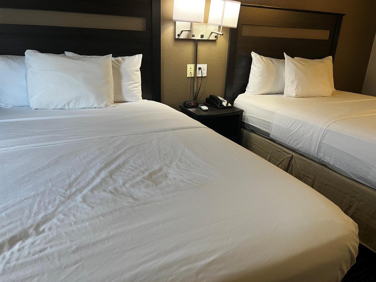 Hotel Baymont By Wyndham