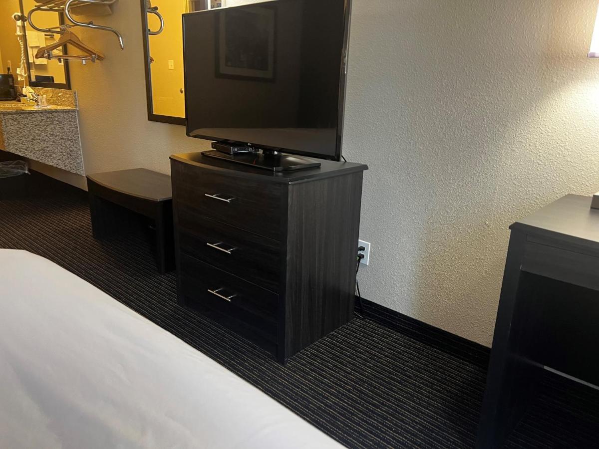 Baymont By Wyndham Hotel 2*