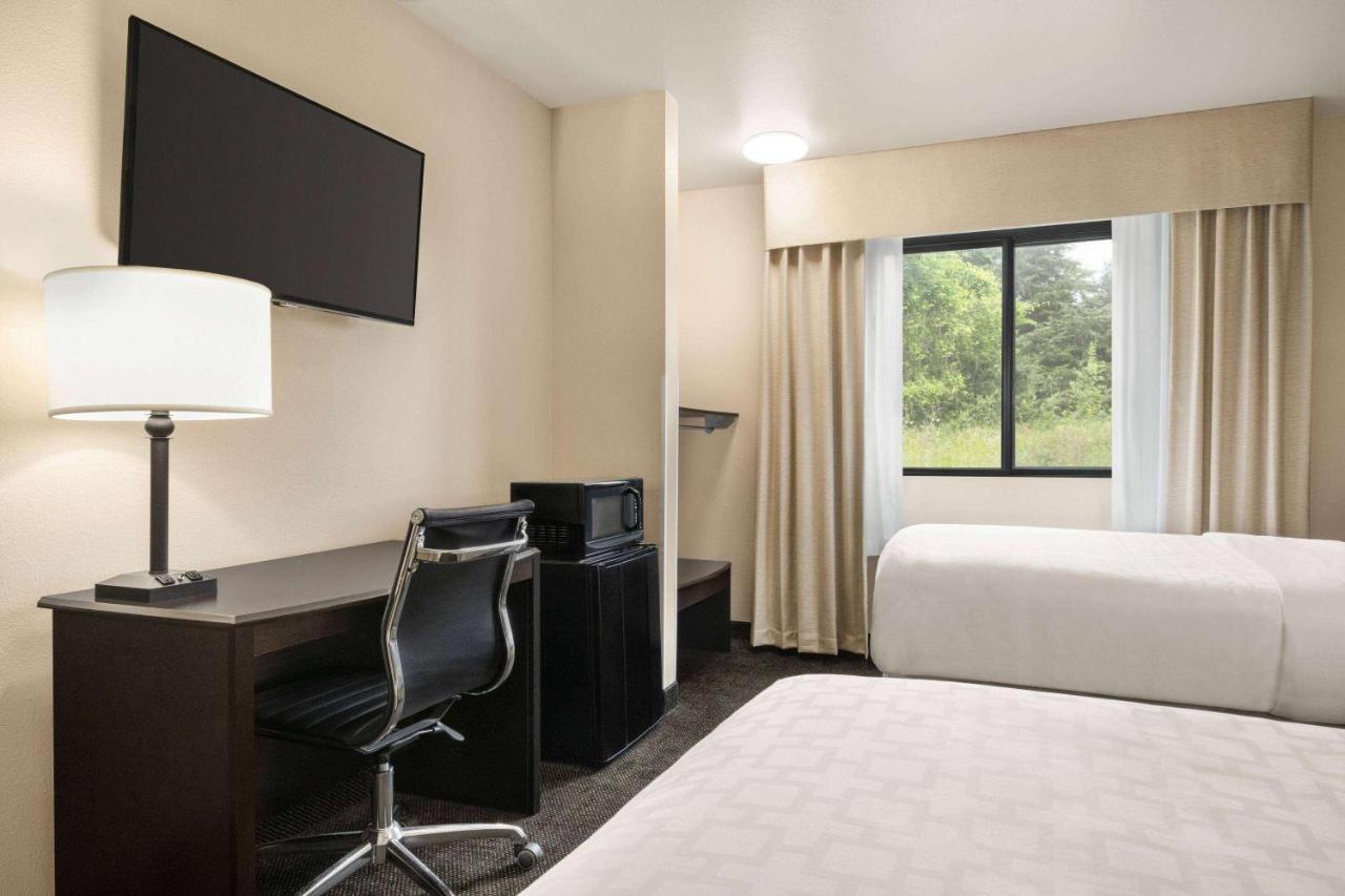 Hotel Baymont By Wyndham 2*